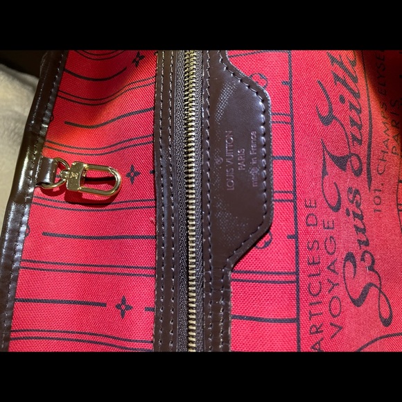 Louis Vutton Neverfull PM in Damier Ebene Canvas - Picture 4 of 7